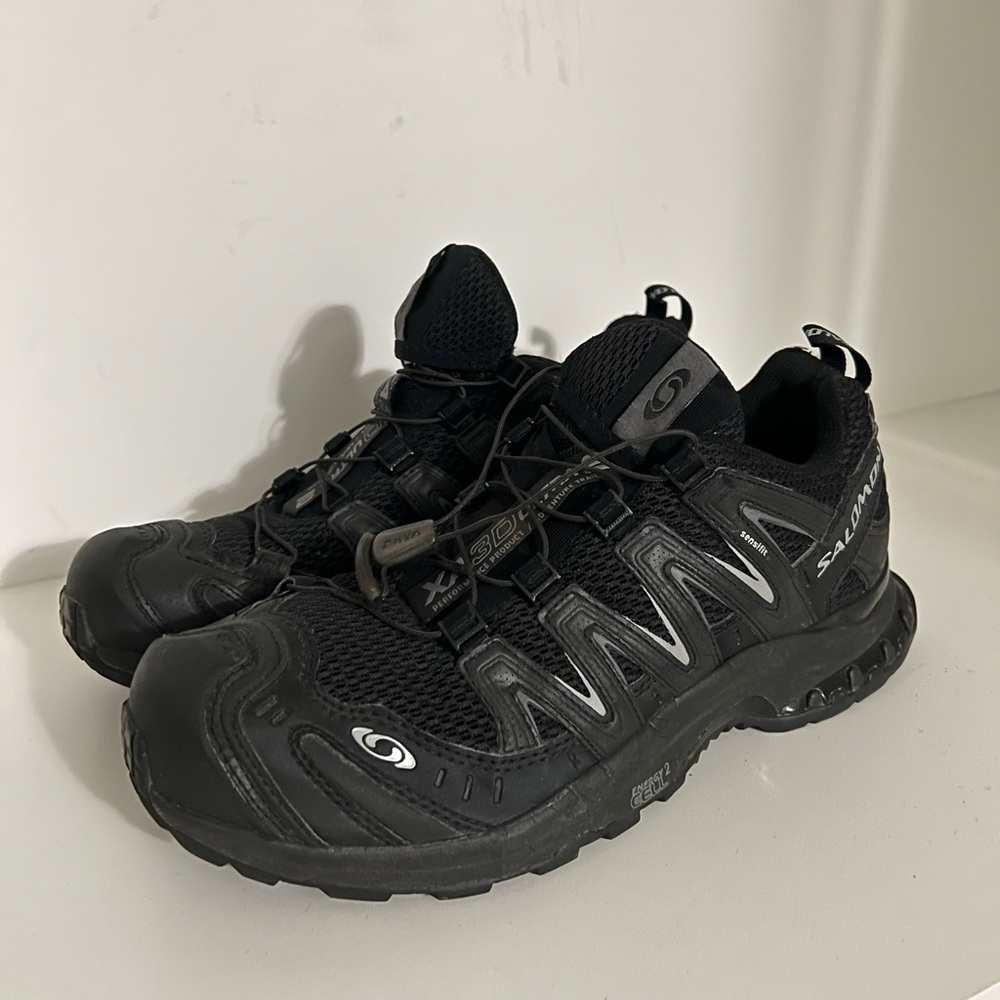 Salomon XA Pro 3D Size 9